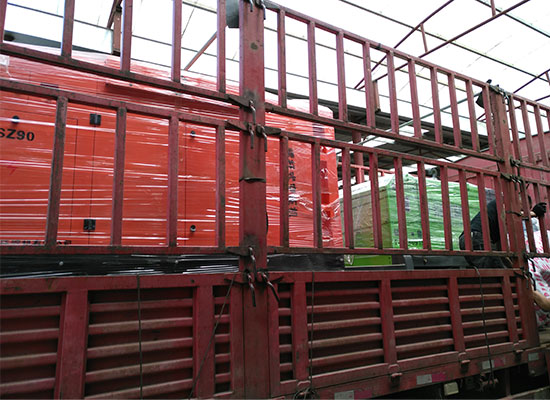 雄安混凝土液壓濕噴機(jī)、空壓機(jī)發(fā)貨現(xiàn)場(chǎng)