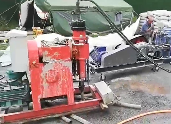 雙液變量注漿泵、雙液注漿加固鉆機(jī)施工視頻